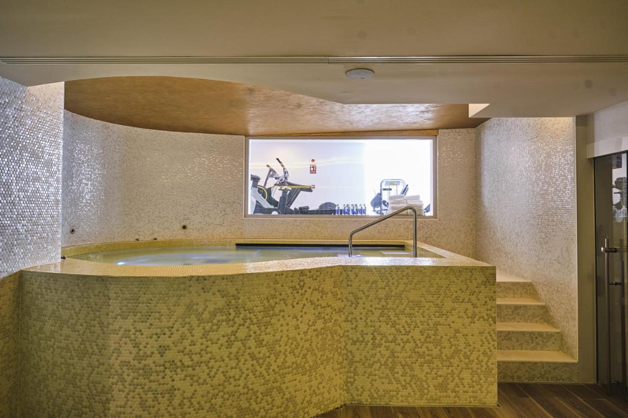 Five Flowers Hotel Formentera, Member Of Melia Collection Es Pujols Exterior foto