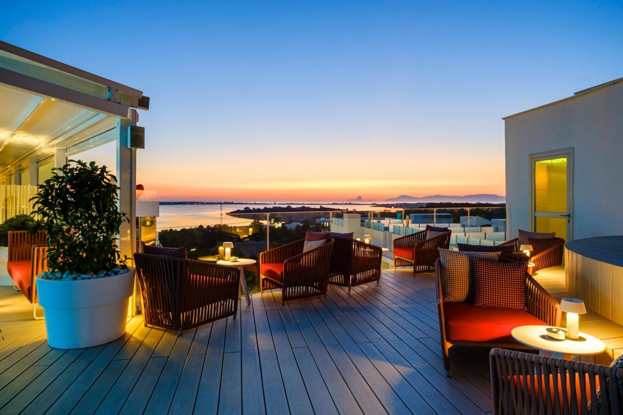 Five Flowers Hotel Formentera, Member Of Melia Collection Es Pujols Exterior foto
